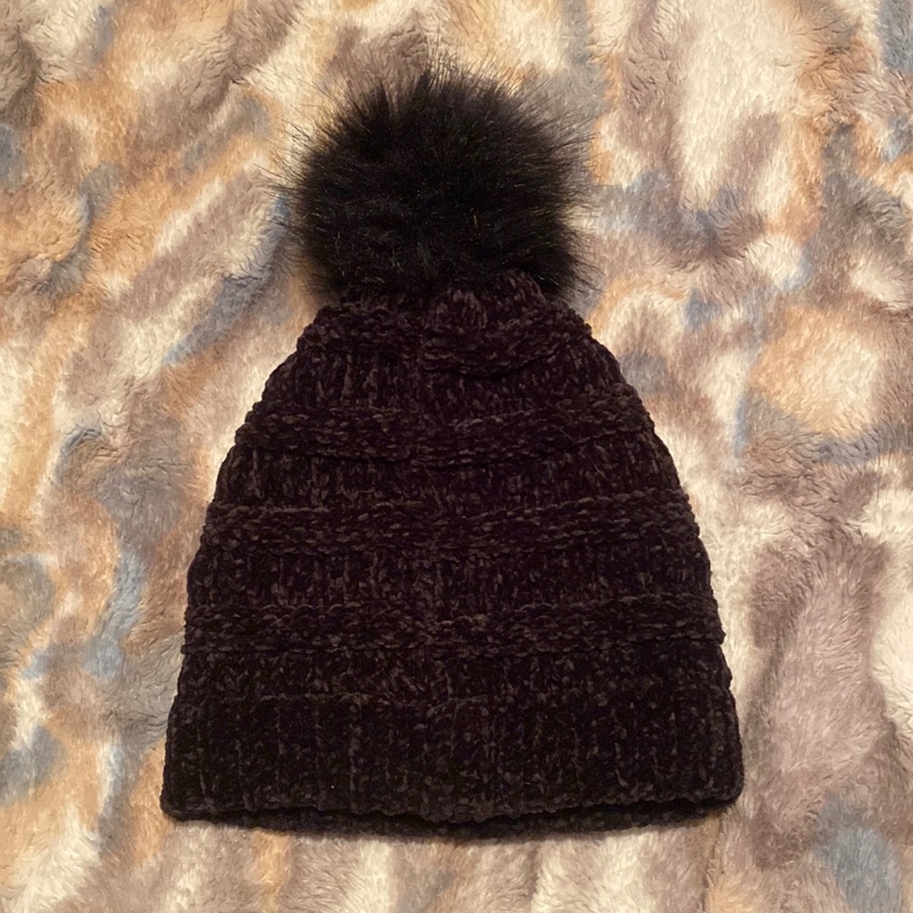 Time and Tru Beanie